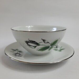 Stonegate Midnight Rose Gravy Boat with Underplate White with Black/Gray Roses